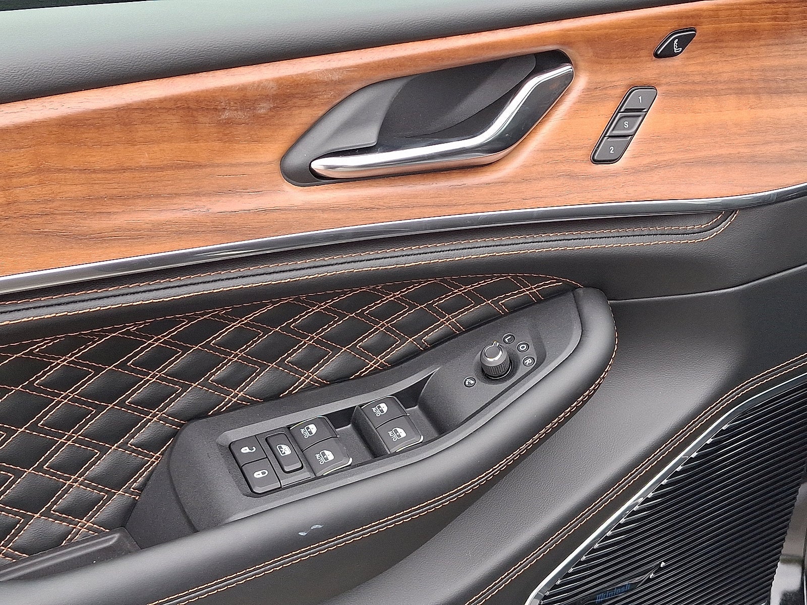2027 Jeep Grand Cherokee Summit