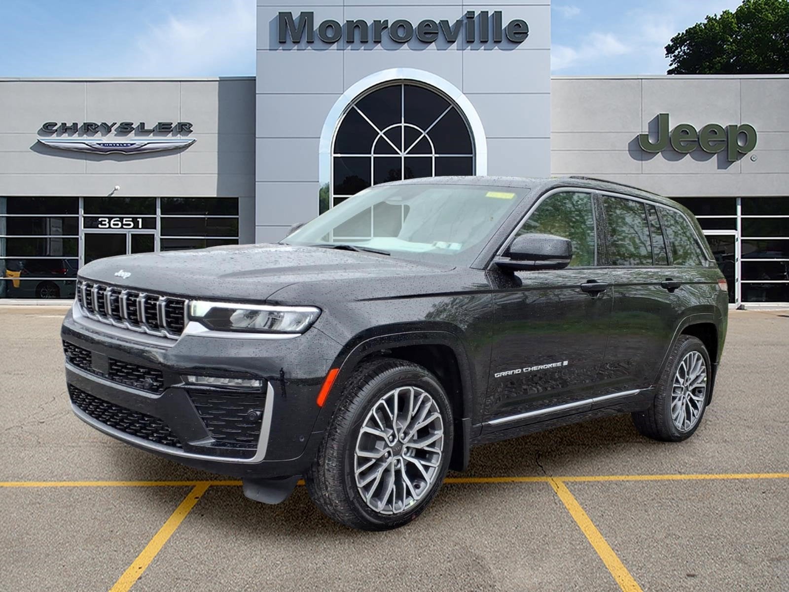 2026 Jeep Grand Cherokee Summit