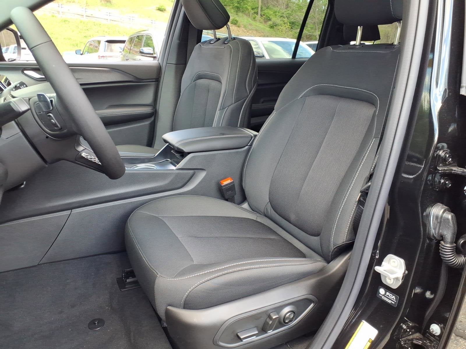 2026 Jeep Grand Cherokee L Laredo X
