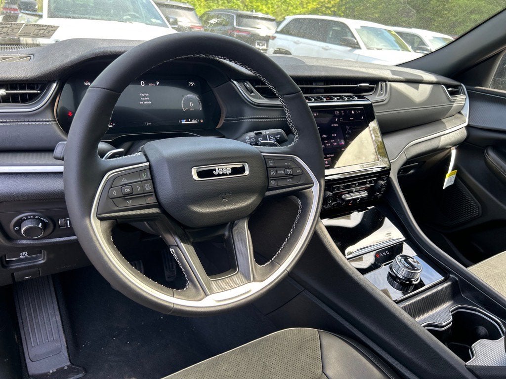 2025 Jeep Grand Cherokee L Altitude X