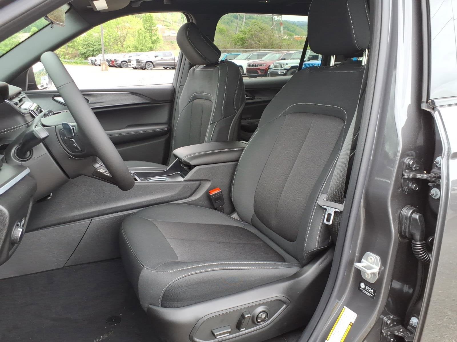 2026 Jeep Grand Cherokee L Laredo X