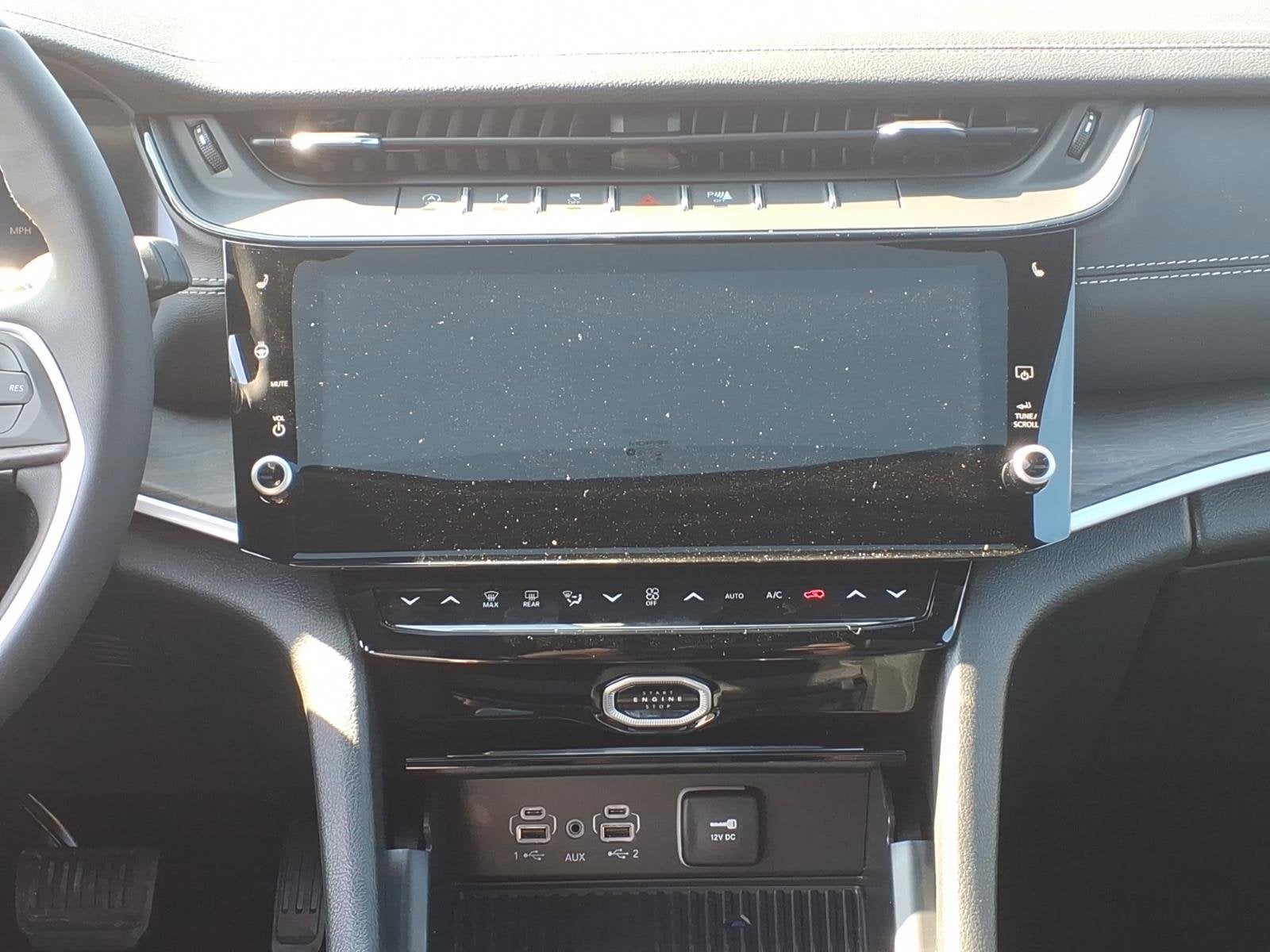 2026 Jeep Grand Cherokee L Laredo Altitude