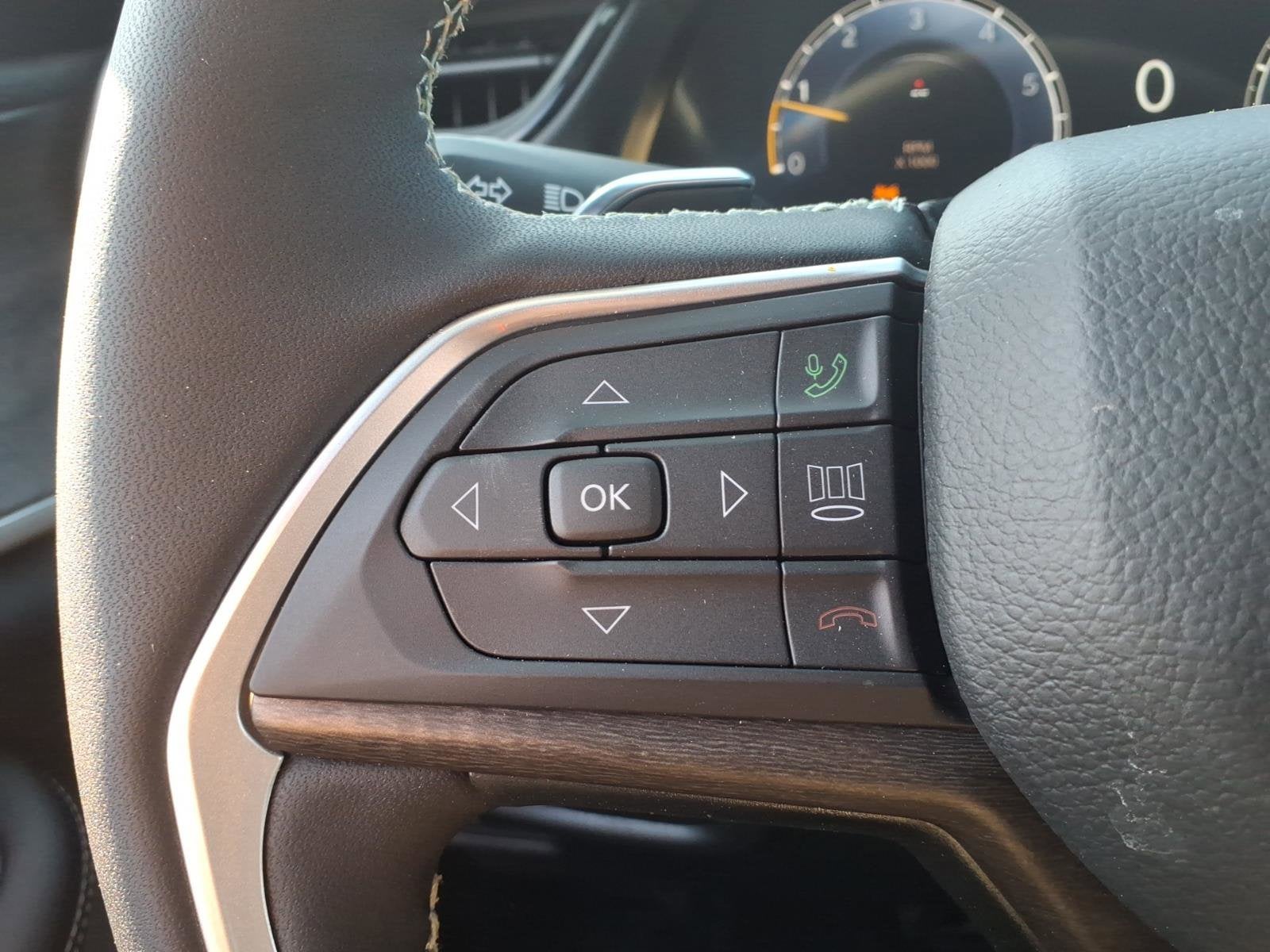 2026 Jeep Grand Cherokee L Laredo Altitude