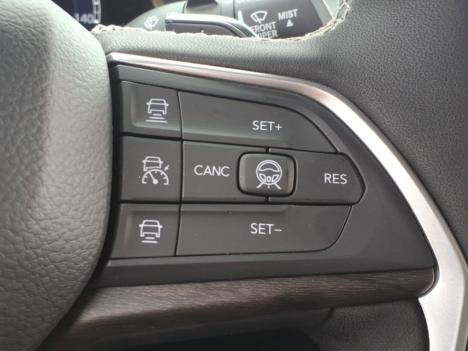 2026 Jeep Grand Cherokee L Laredo Altitude