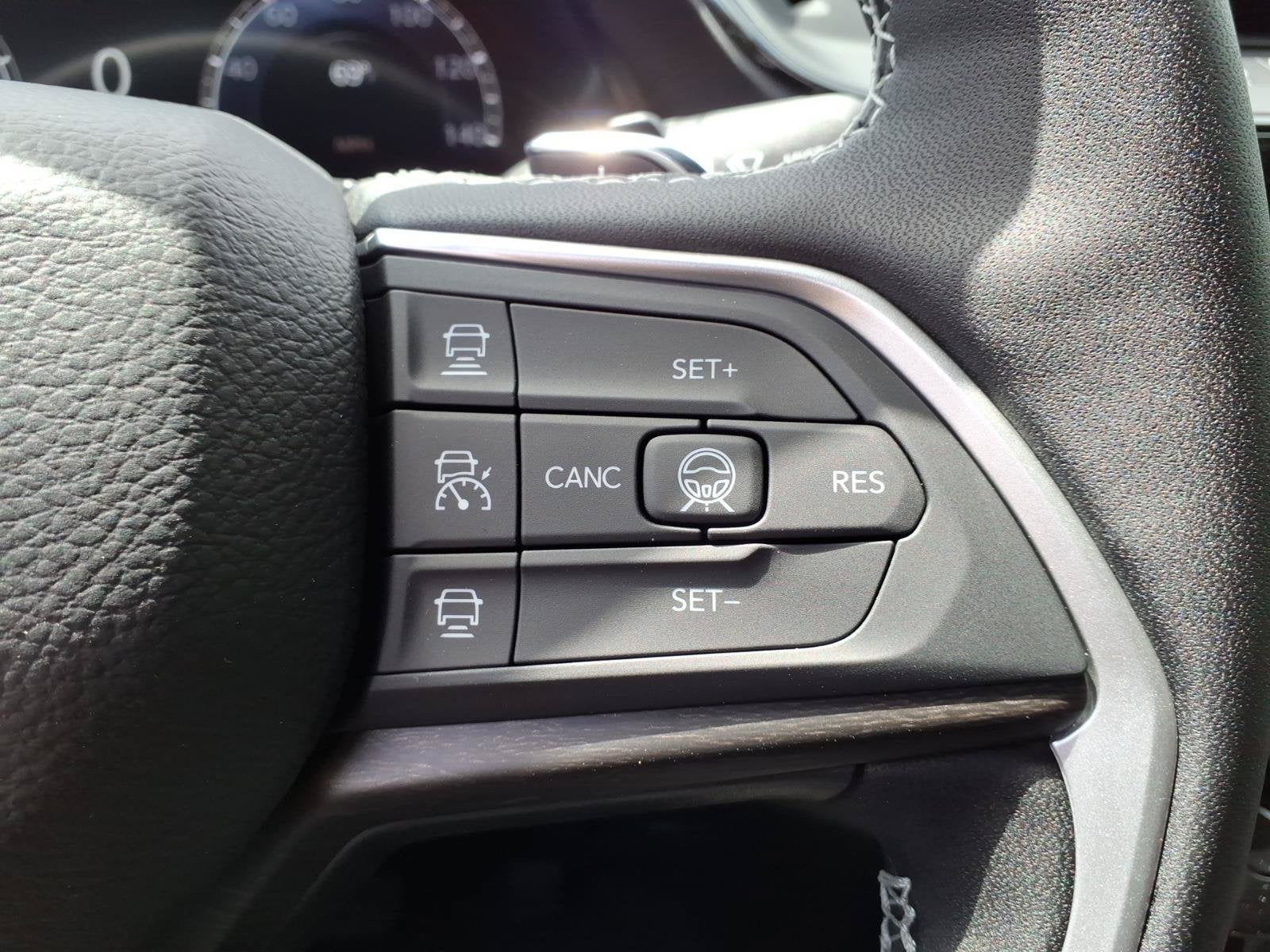 2026 Jeep Grand Cherokee L Laredo Altitude