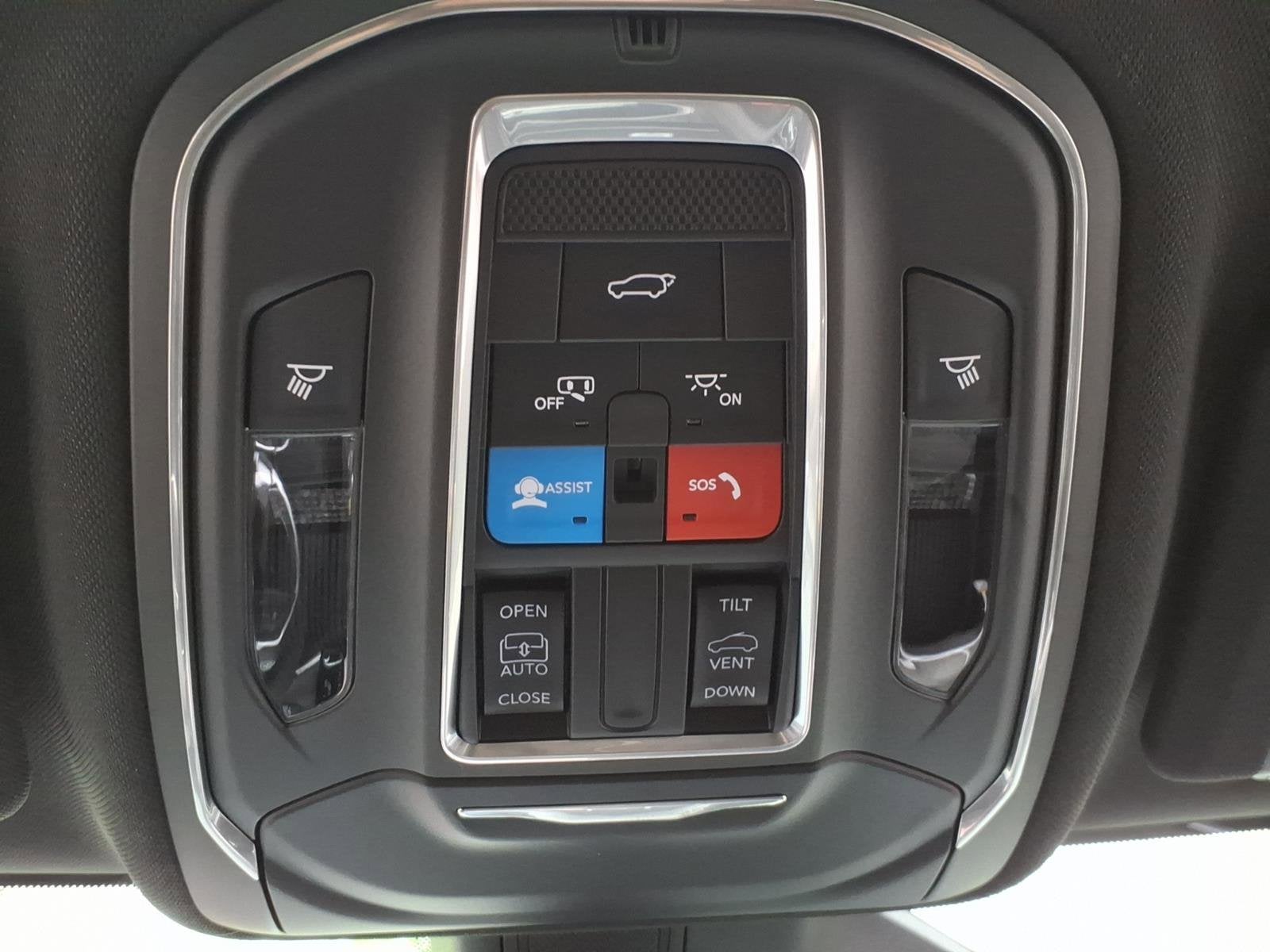 2026 Jeep Grand Cherokee L Laredo Altitude