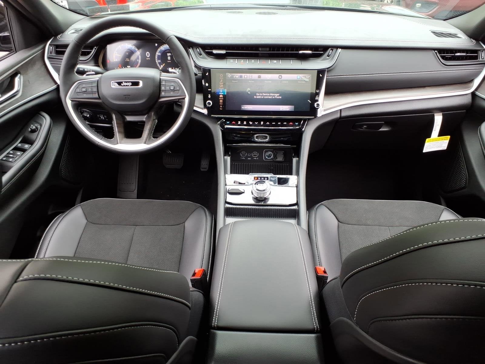 2026 Jeep Grand Cherokee L Laredo Altitude
