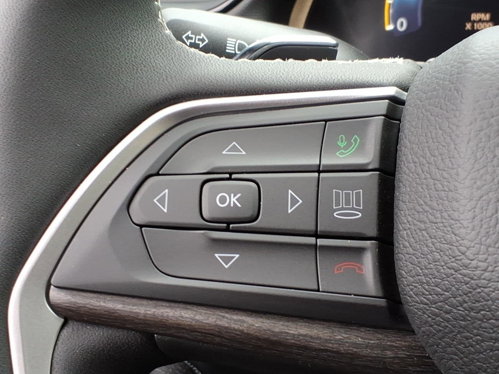 2026 Jeep Grand Cherokee L Laredo Altitude