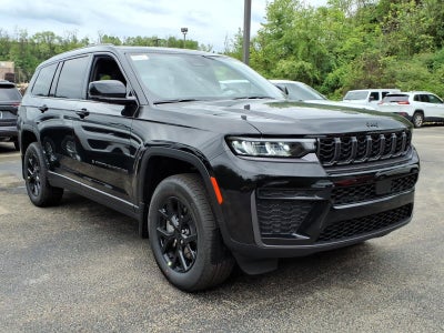 2026 Jeep Grand Cherokee L Laredo Altitude