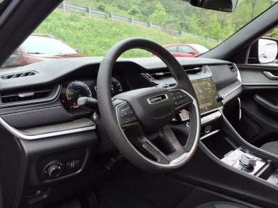 2026 Jeep Grand Cherokee L Laredo Altitude