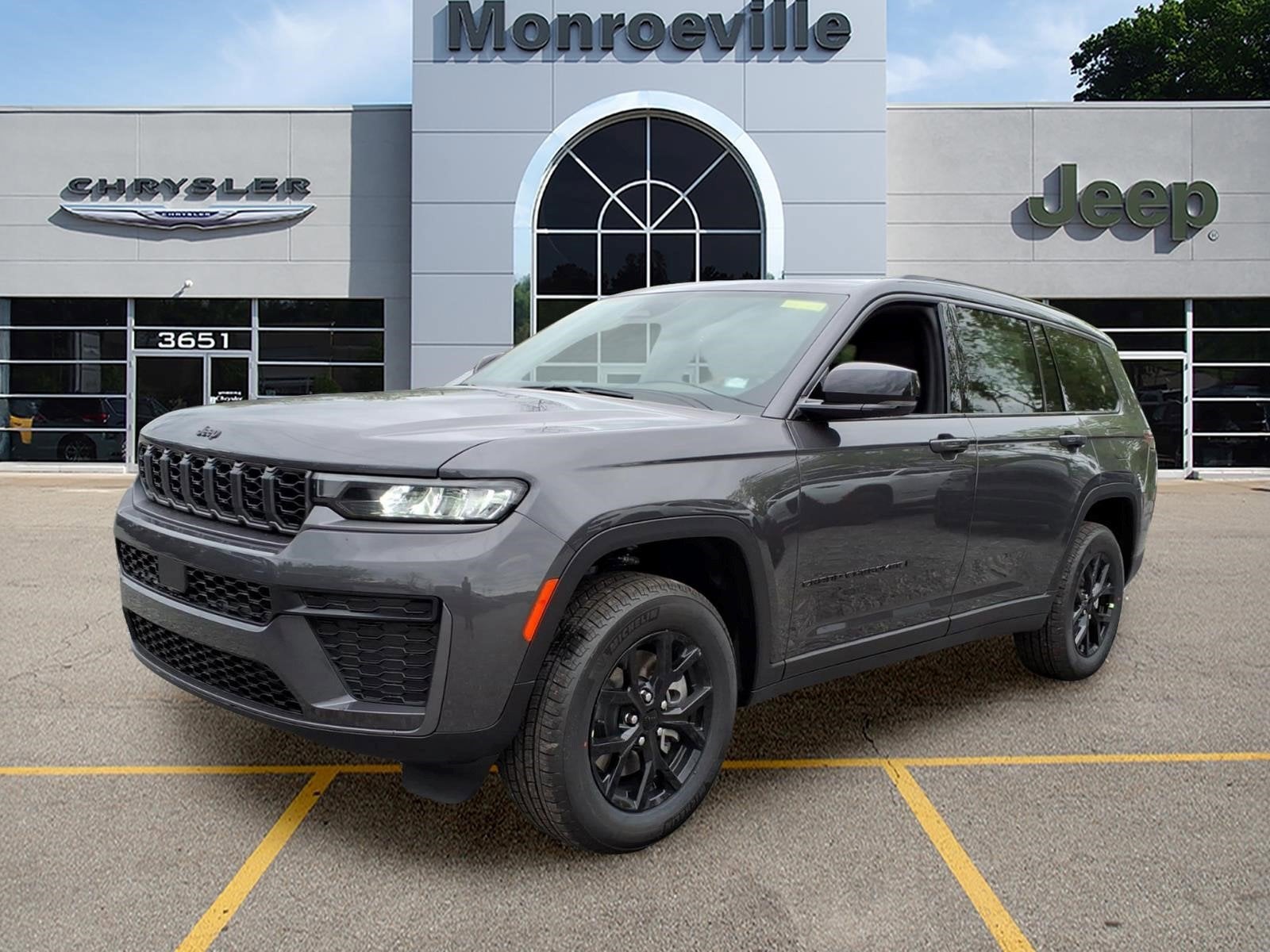2026 Jeep Grand Cherokee L Laredo Altitude