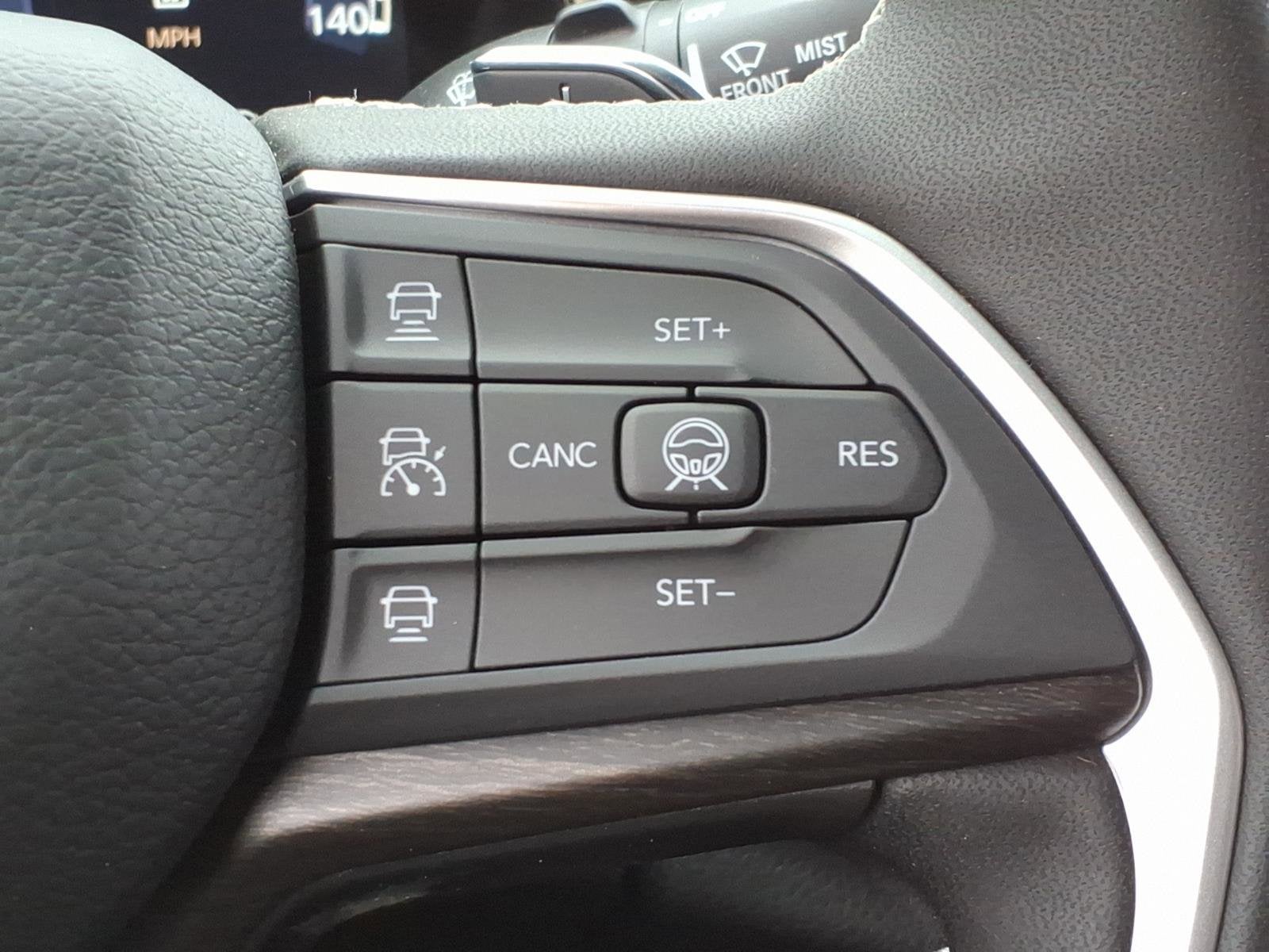 2026 Jeep Grand Cherokee L Laredo Altitude