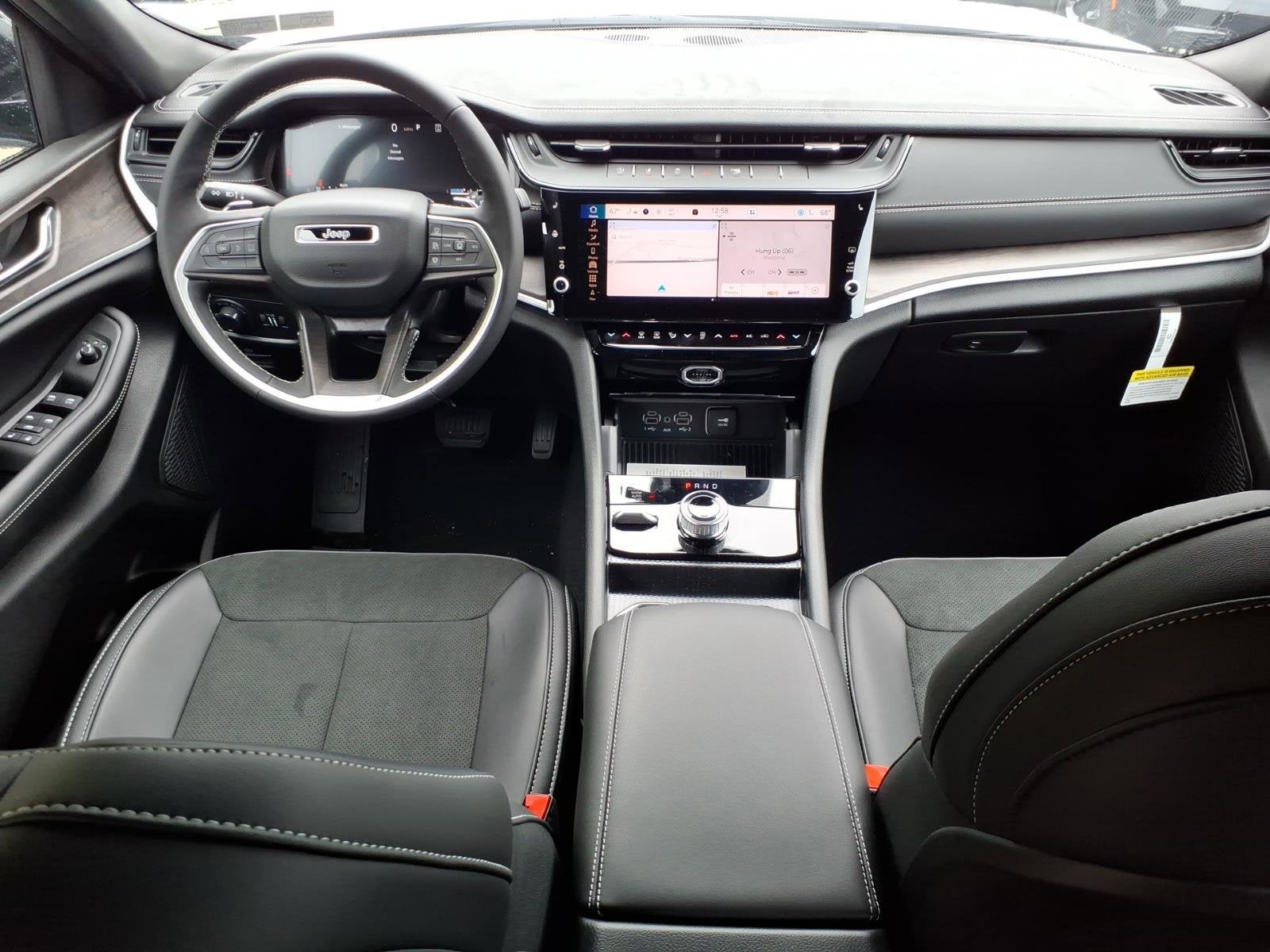 2026 Jeep Grand Cherokee L Laredo Altitude