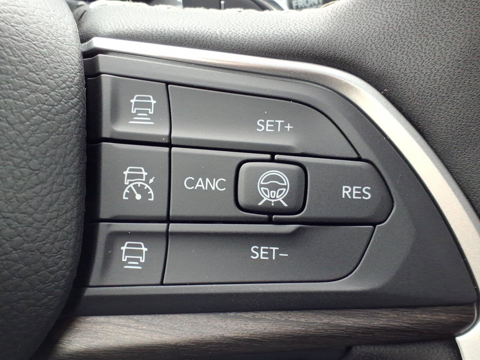 2026 Jeep Grand Cherokee L Laredo Altitude