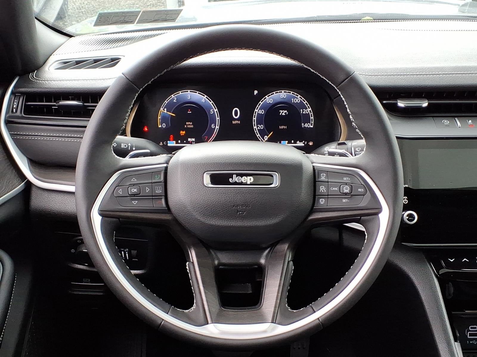 2026 Jeep Grand Cherokee L Laredo Altitude