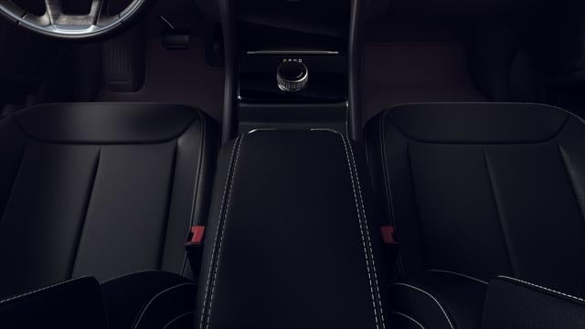 2026 Jeep Grand Cherokee L Laredo Altitude