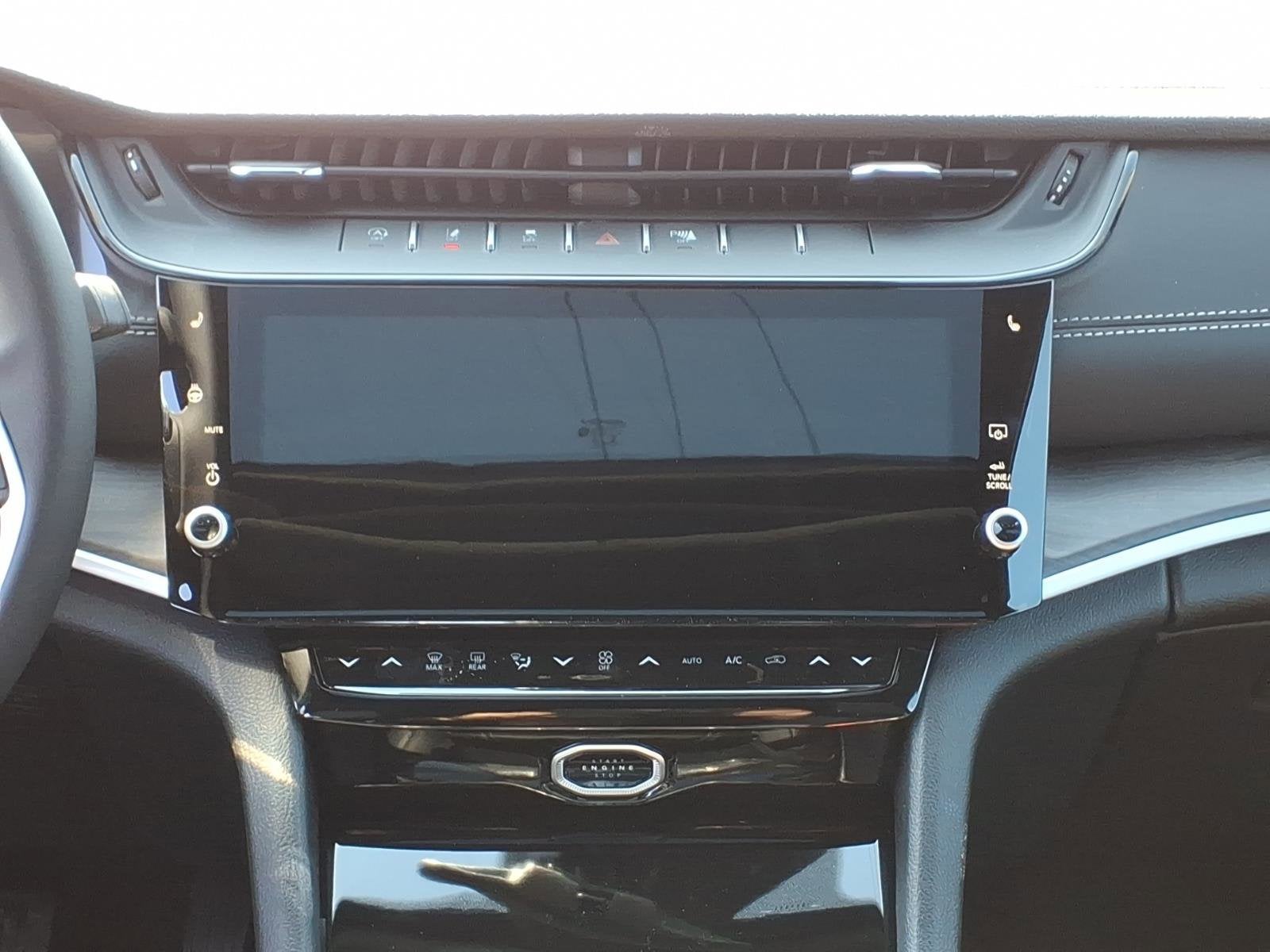 2026 Jeep Grand Cherokee L Laredo Altitude