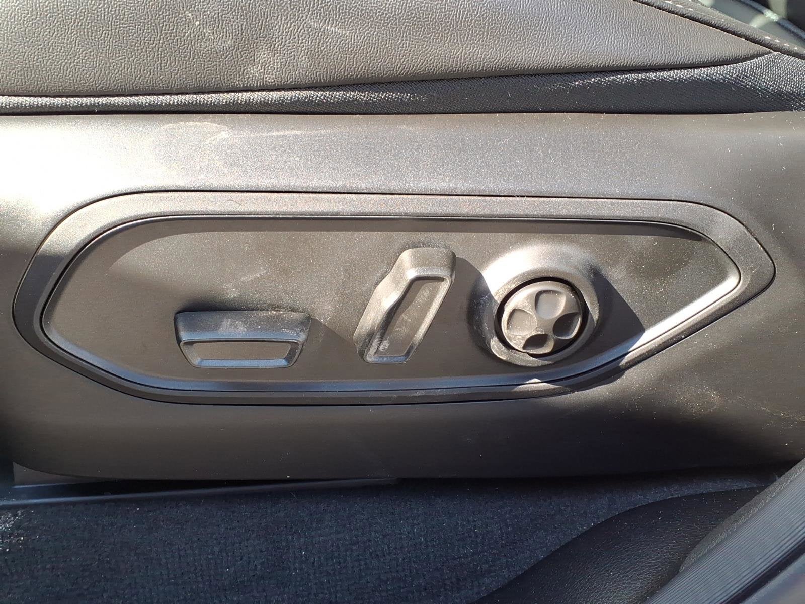 2026 Jeep Grand Cherokee L Laredo Altitude