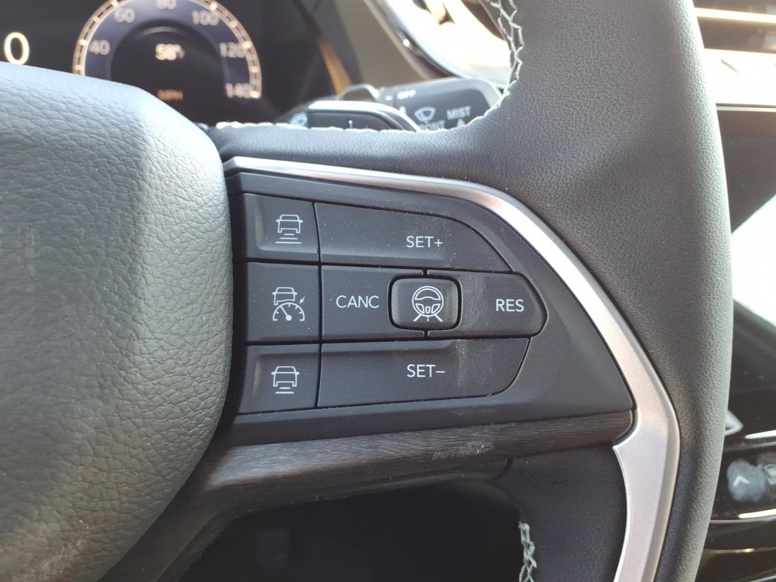 2026 Jeep Grand Cherokee L Laredo Altitude