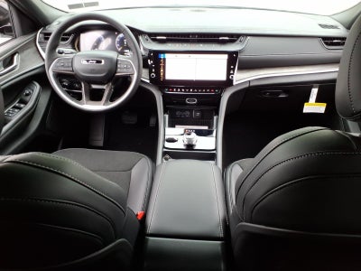 2026 Jeep Grand Cherokee L Laredo Altitude