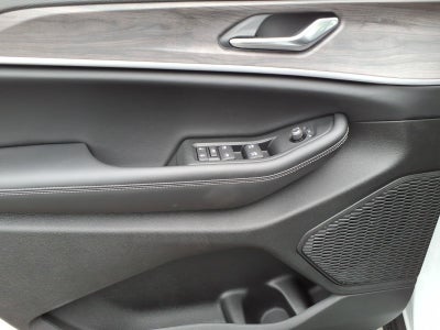2026 Jeep Grand Cherokee L Laredo Altitude