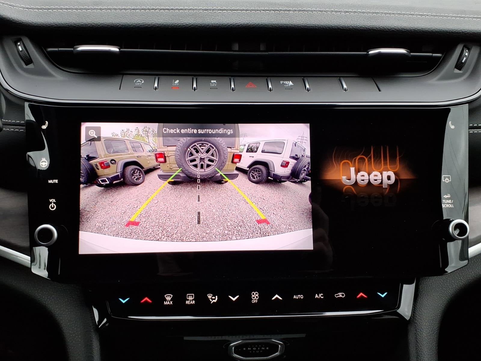 2026 Jeep Grand Cherokee L Laredo Altitude