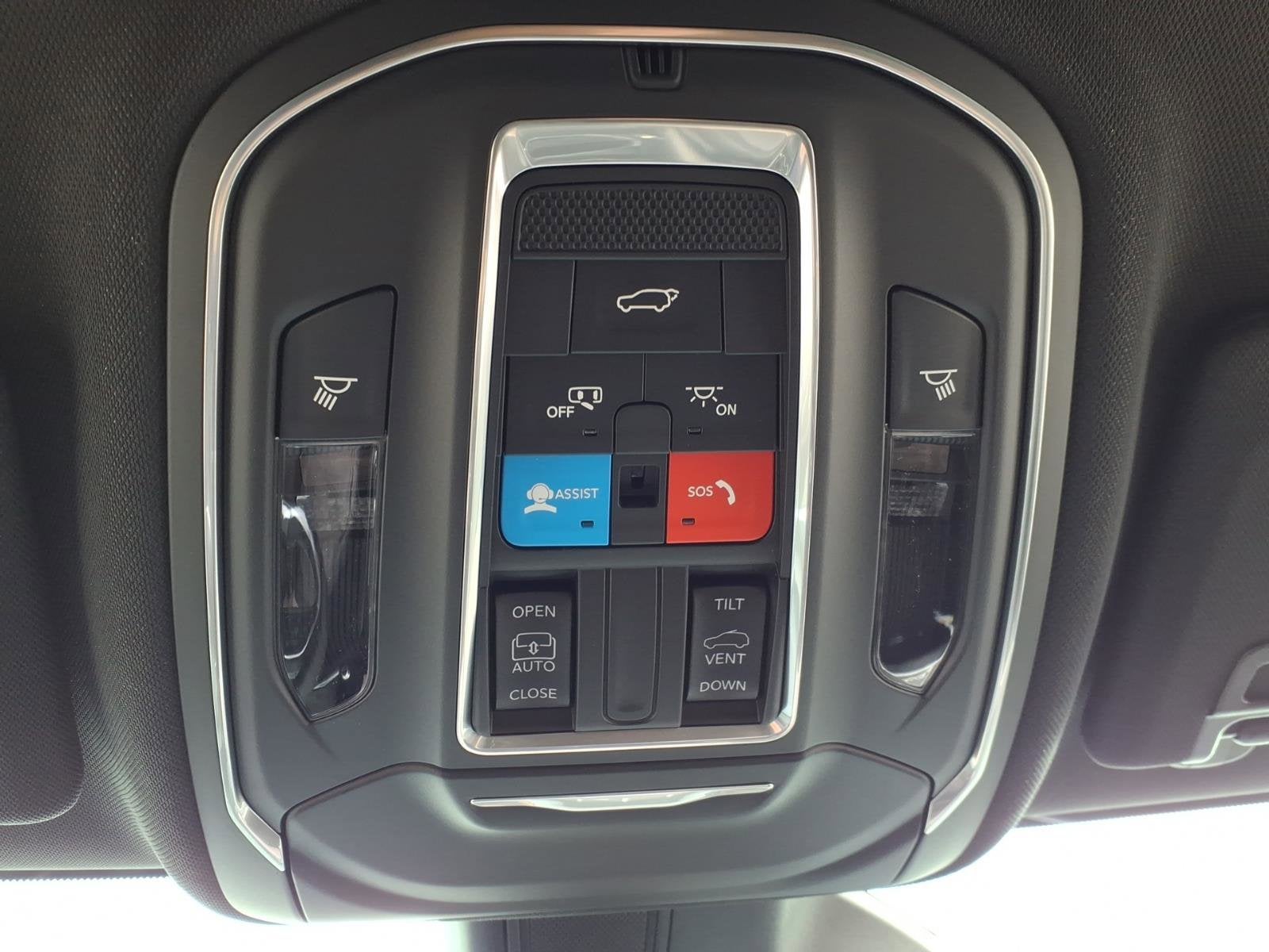 2026 Jeep Grand Cherokee L Laredo Altitude