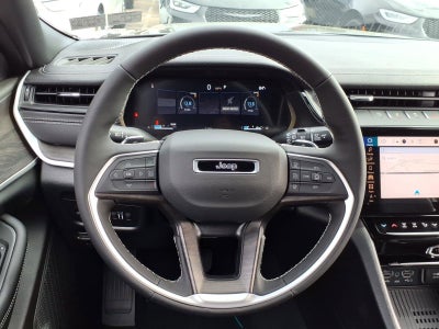 2026 Jeep Grand Cherokee L Laredo Altitude