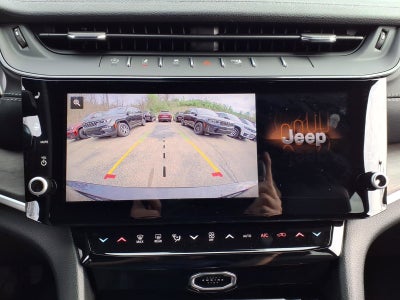 2026 Jeep Grand Cherokee L Laredo Altitude