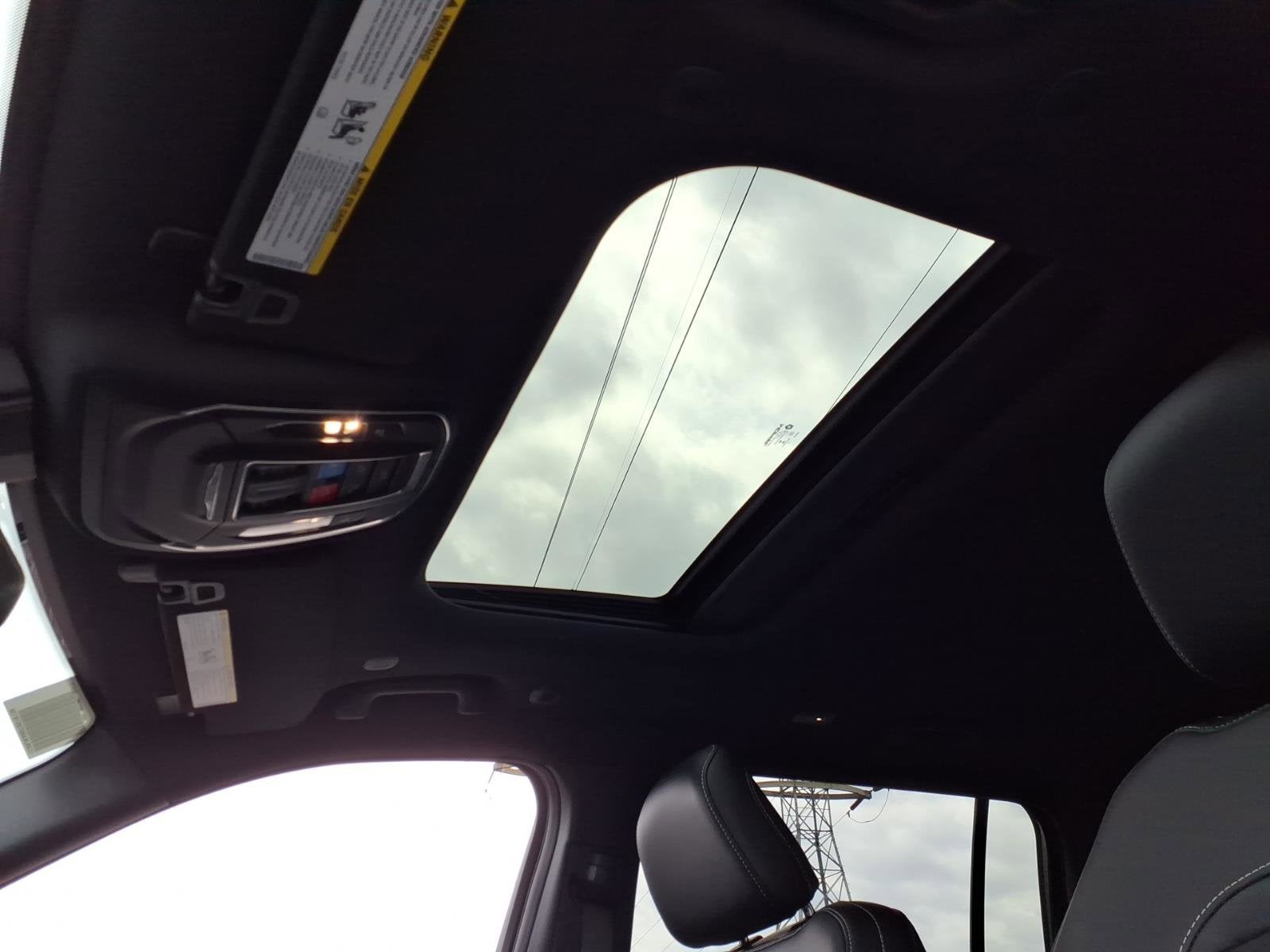 2026 Jeep Grand Cherokee L Laredo Altitude