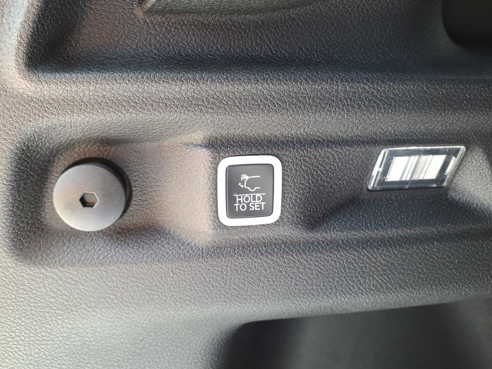 2026 Jeep Grand Cherokee L Laredo Altitude