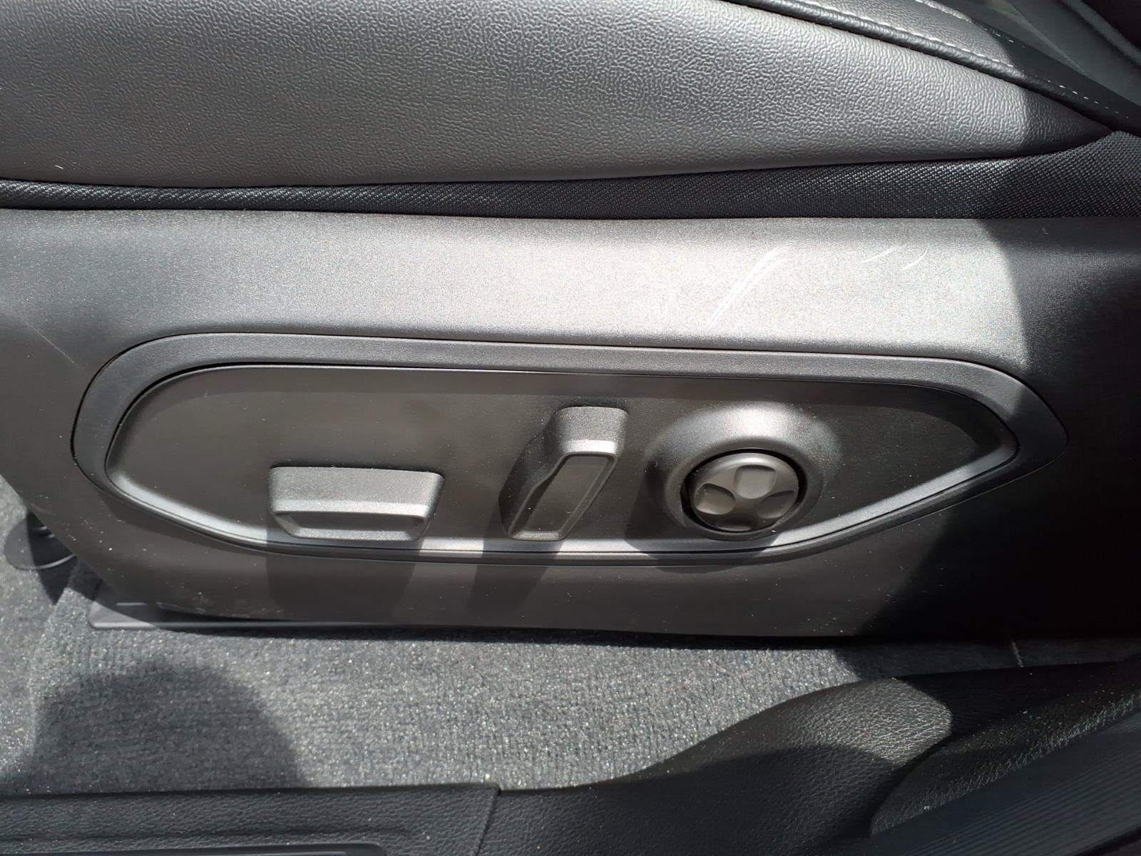 2026 Jeep Grand Cherokee L Laredo Altitude