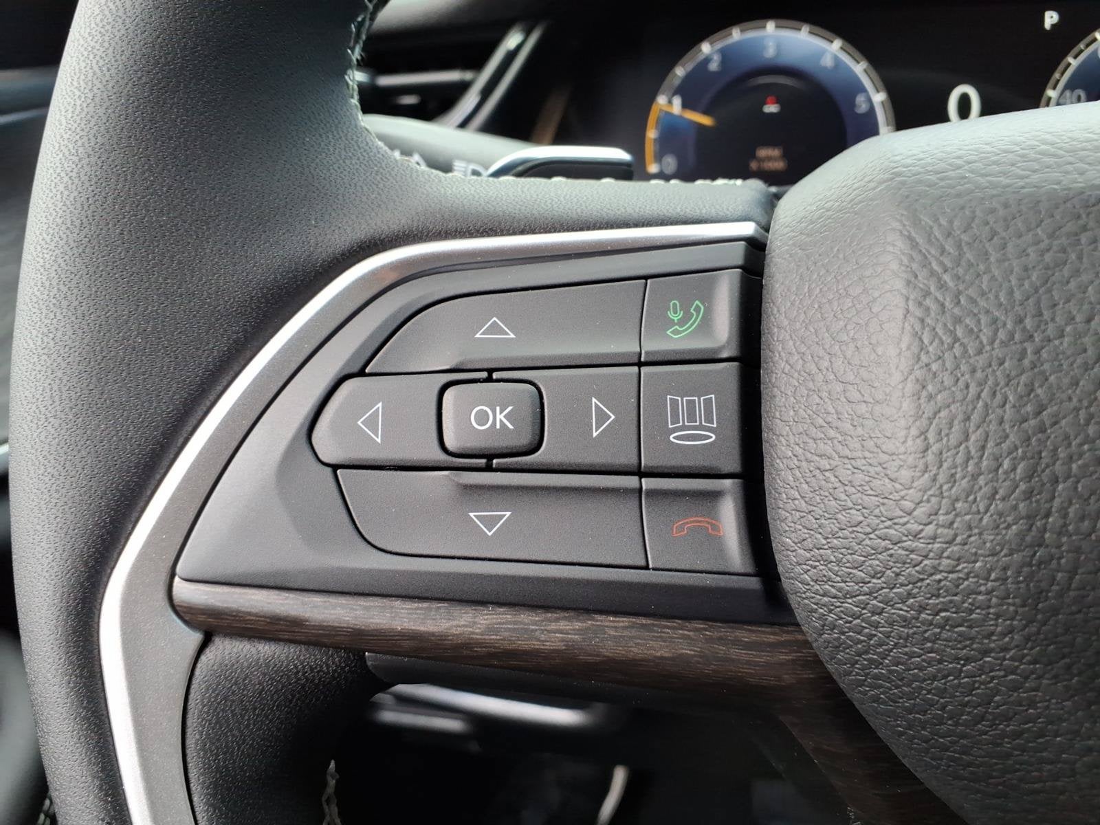 2026 Jeep Grand Cherokee L Laredo Altitude