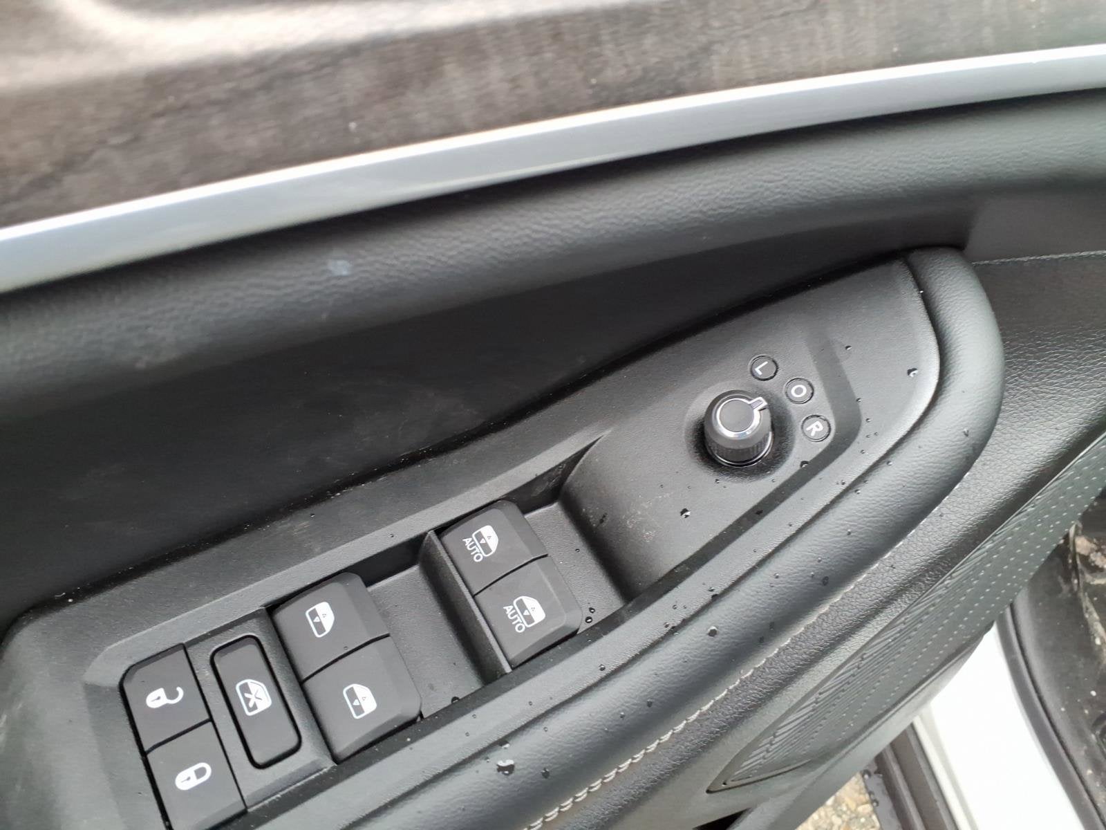 2026 Jeep Grand Cherokee L Laredo Altitude