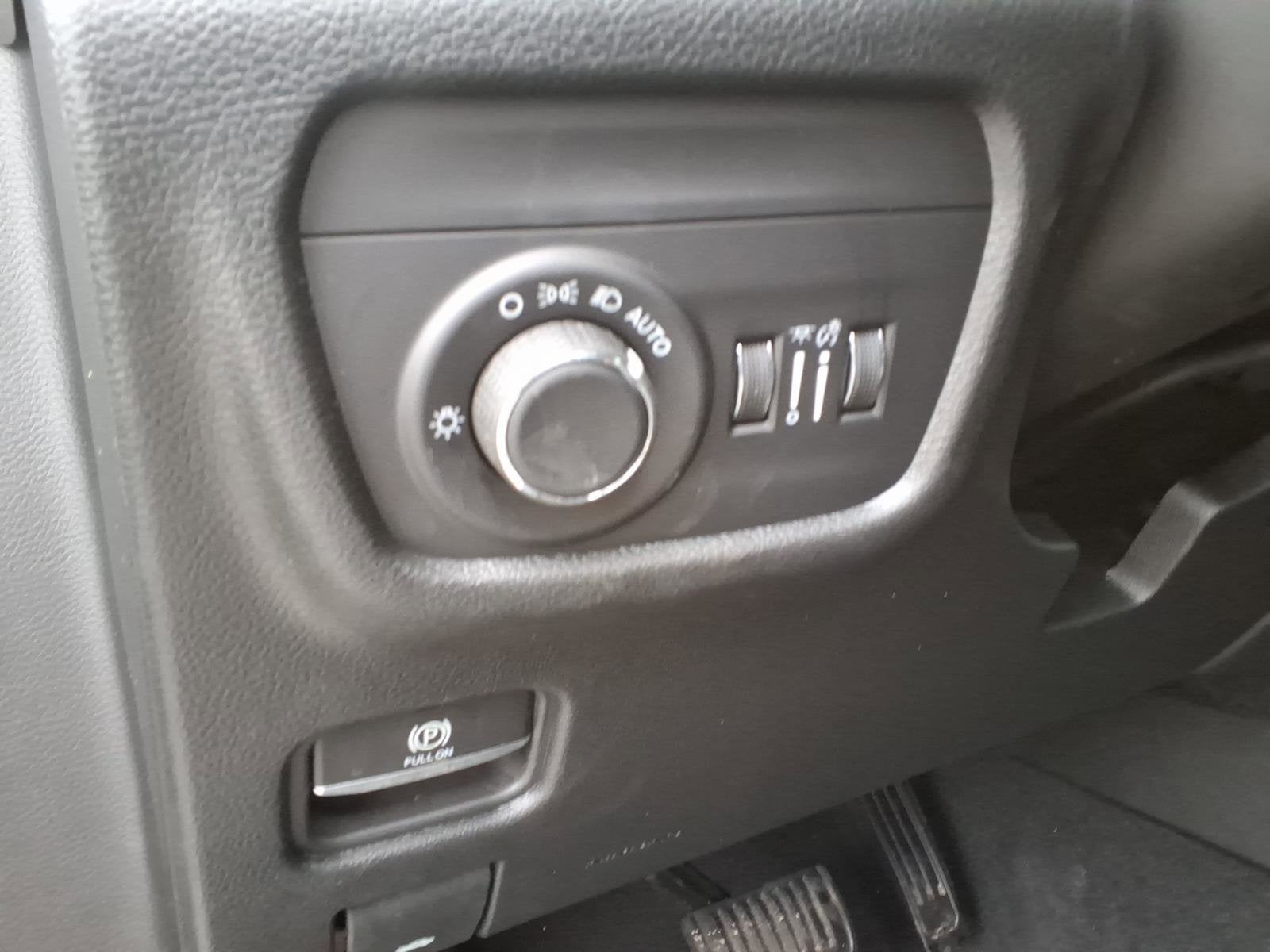 2026 Jeep Grand Cherokee L Laredo Altitude