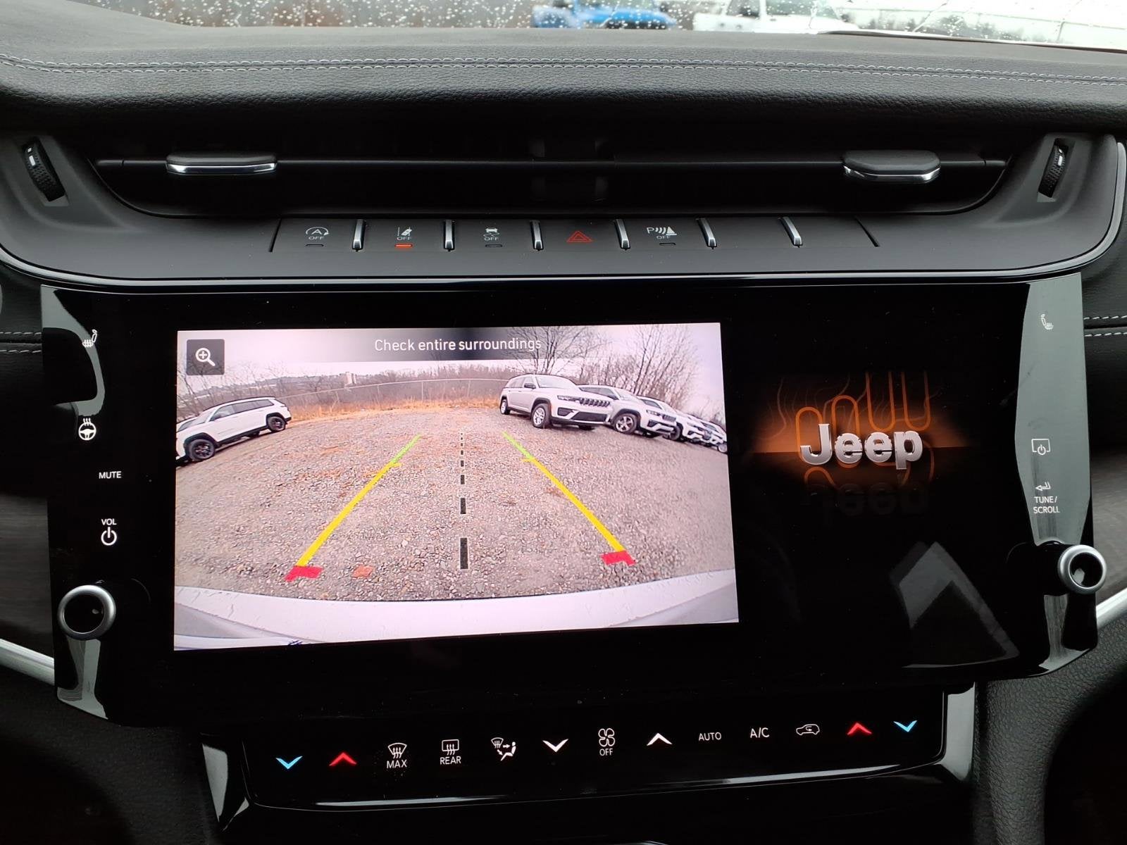 2026 Jeep Grand Cherokee L Laredo Altitude