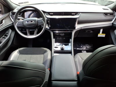2026 Jeep Grand Cherokee L Laredo Altitude