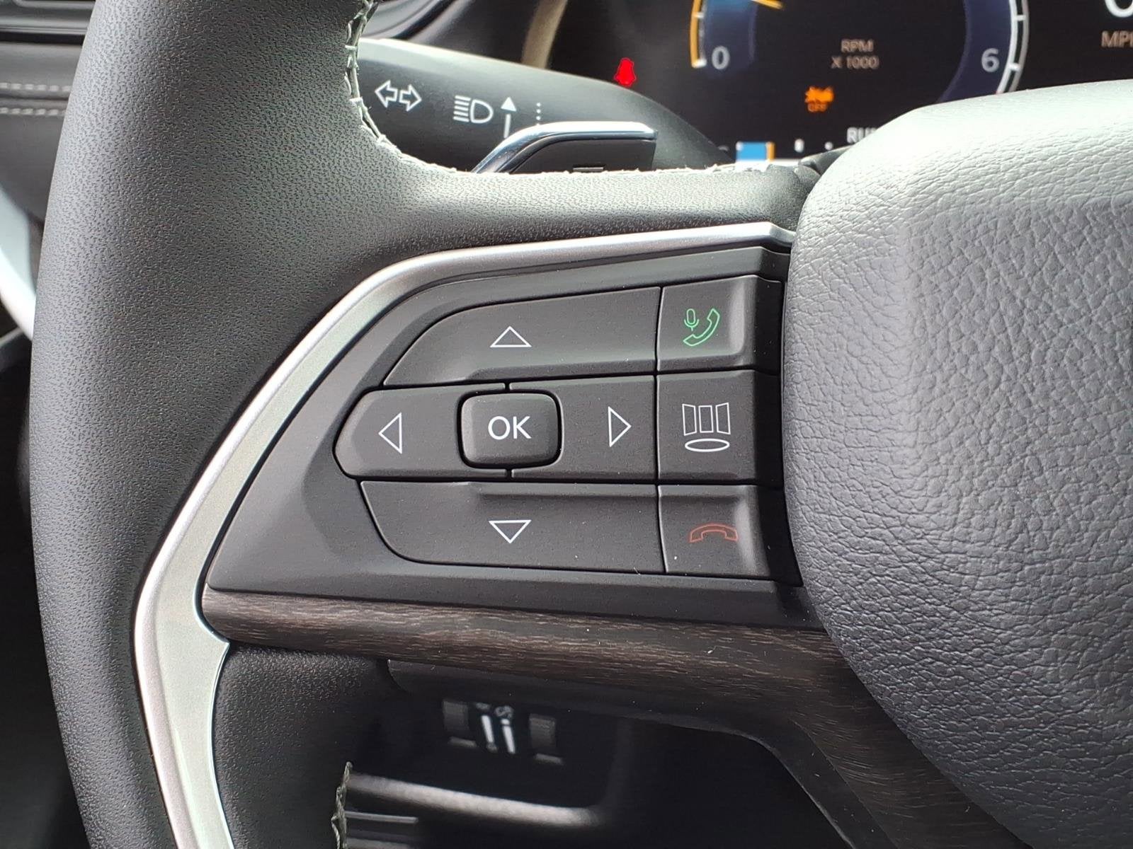 2026 Jeep Grand Cherokee L Laredo Altitude