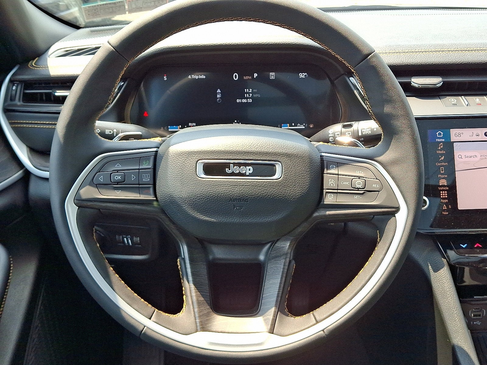 2026 Jeep Grand Cherokee L 85th Anniversary Edition