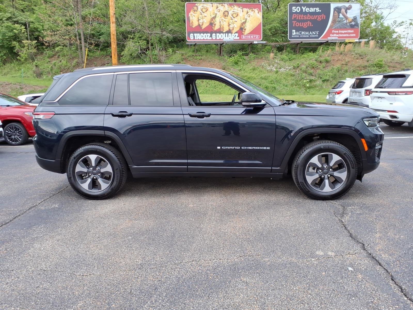 2022 Jeep Grand Cherokee 4xe BASE