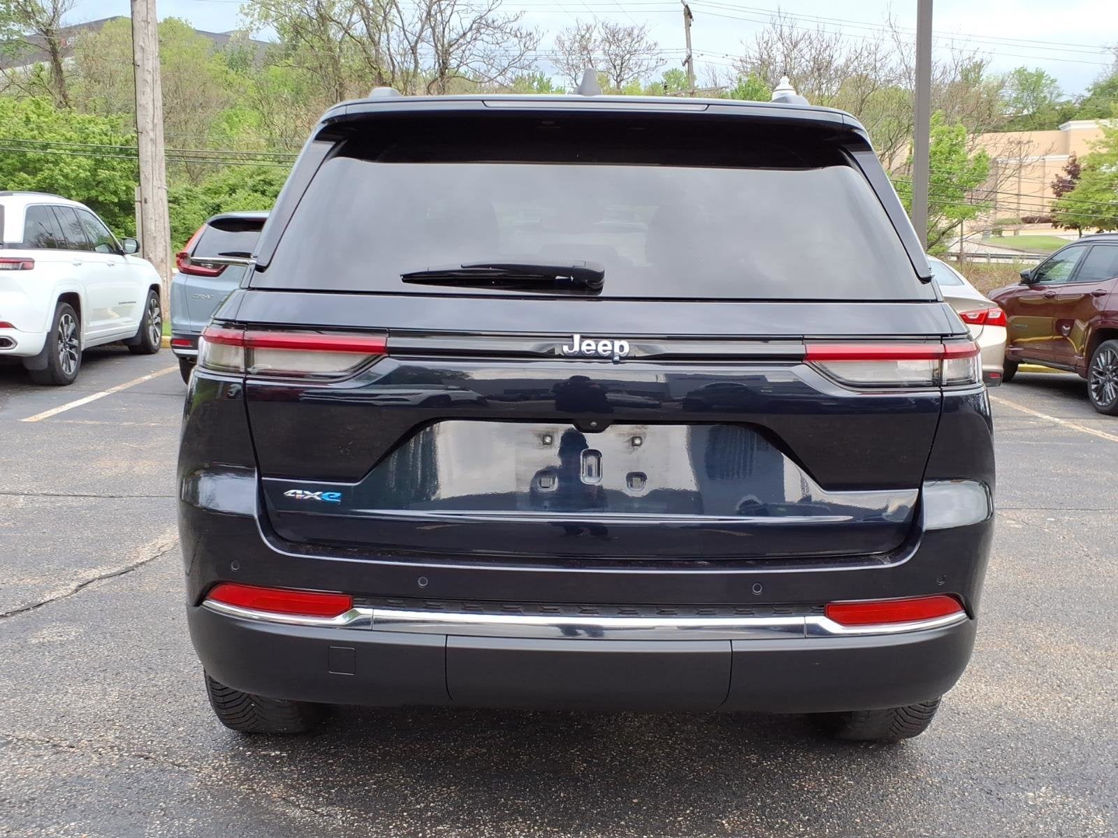2022 Jeep Grand Cherokee 4xe BASE