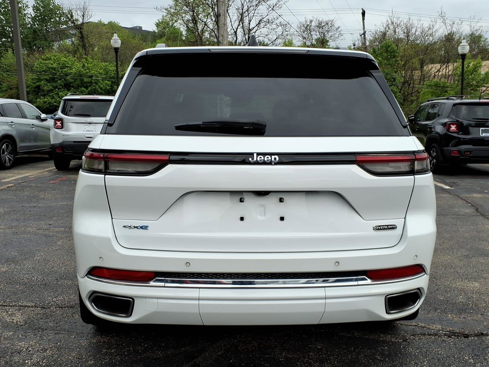 2022 Jeep Grand Cherokee 4xe Overland