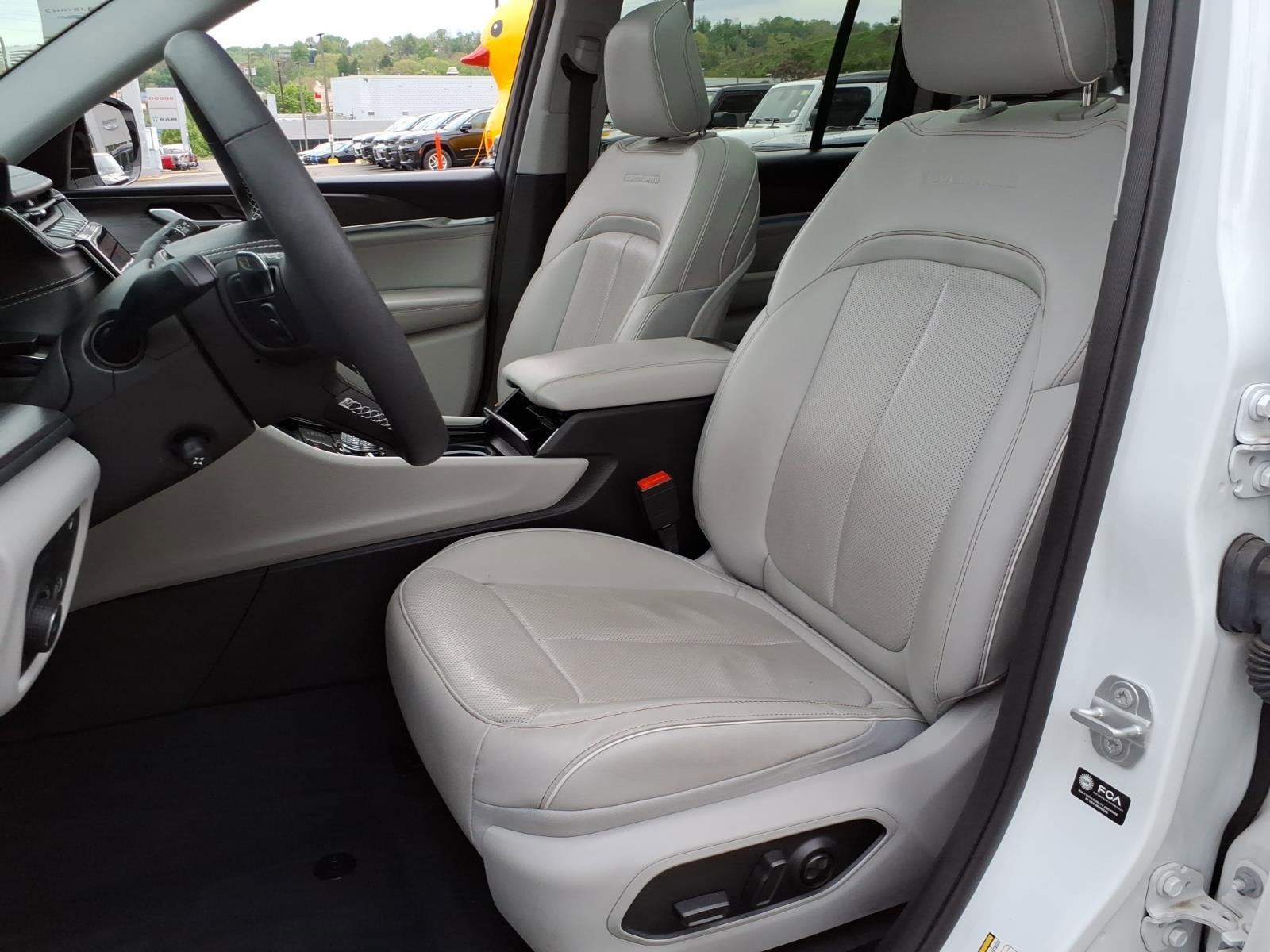 2022 Jeep Grand Cherokee 4xe Overland