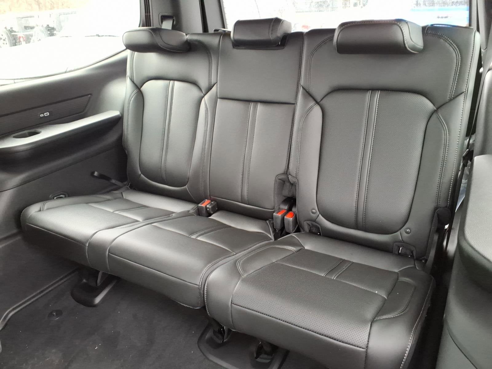 2026 Jeep Grand Wagoneer 4x4