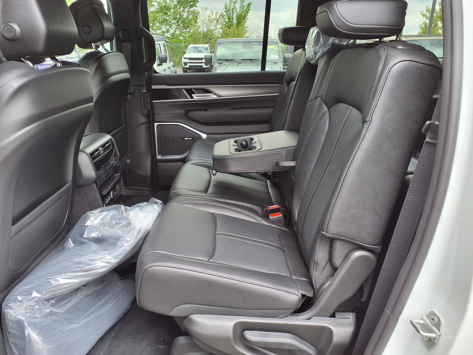 2026 Jeep Grand Wagoneer 4x4