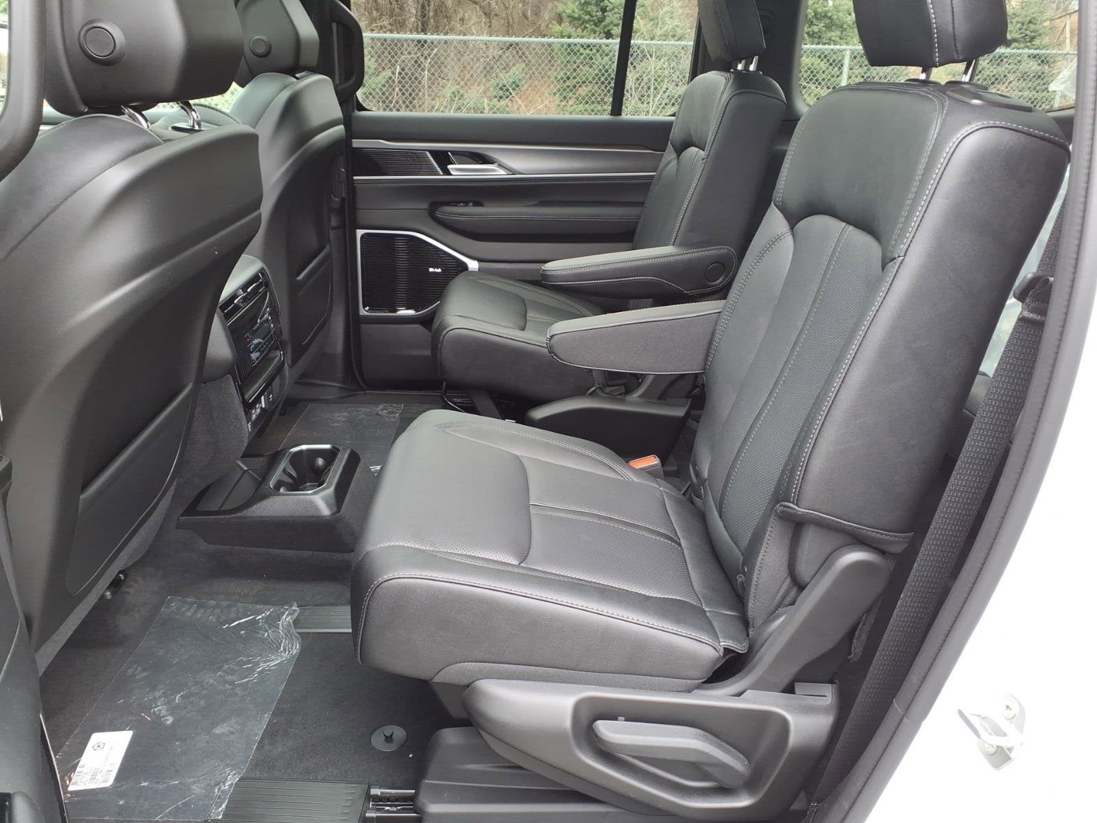 2026 Jeep Grand Wagoneer Limited Altitude