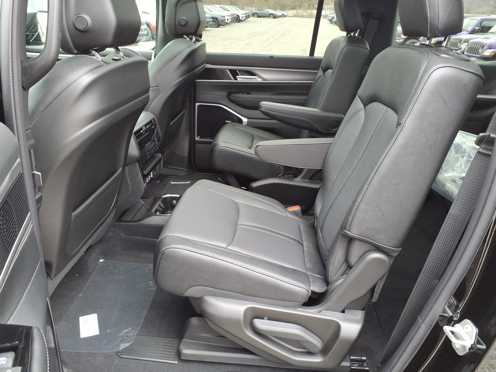 2026 Jeep Grand Wagoneer Limited Reserve