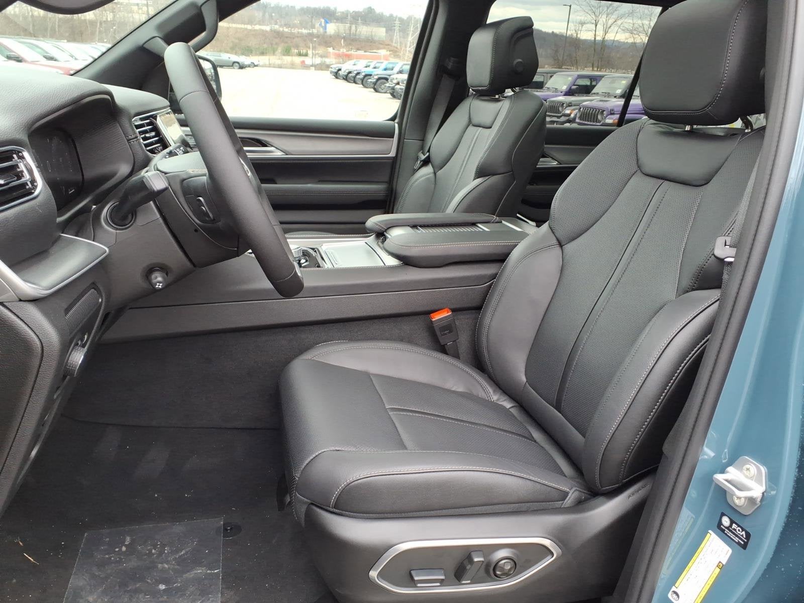 2026 Jeep Grand Wagoneer Limited Altitude