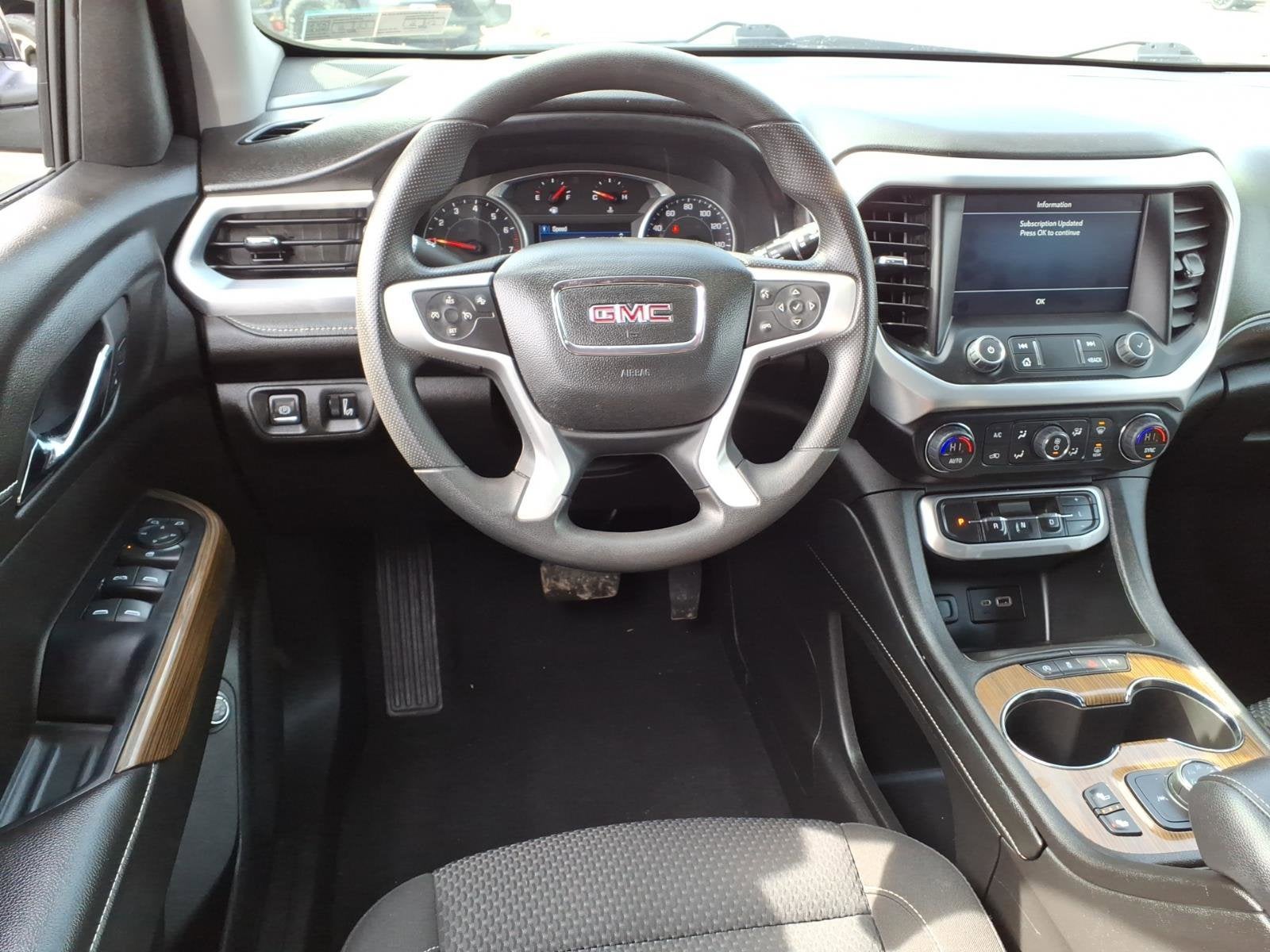 2022 GMC Acadia SLE