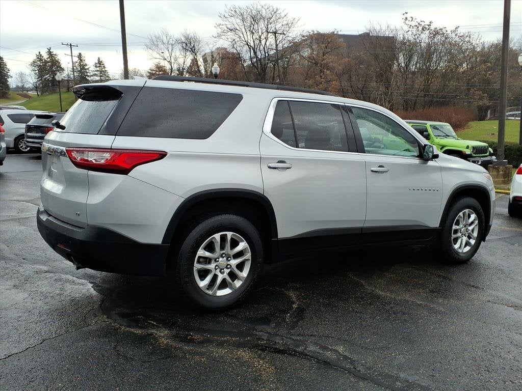2020 Chevrolet Traverse LT Cloth